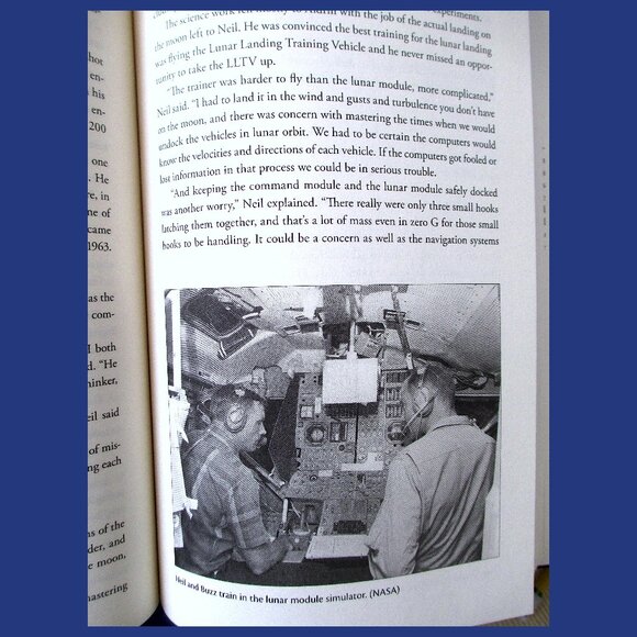 Book - Neil Armstrong: A Life of Flight, by Jay Barbree - Picture 10 of 15